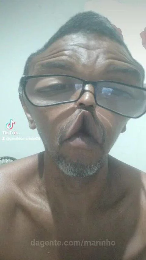 Aí quedo by marinho
