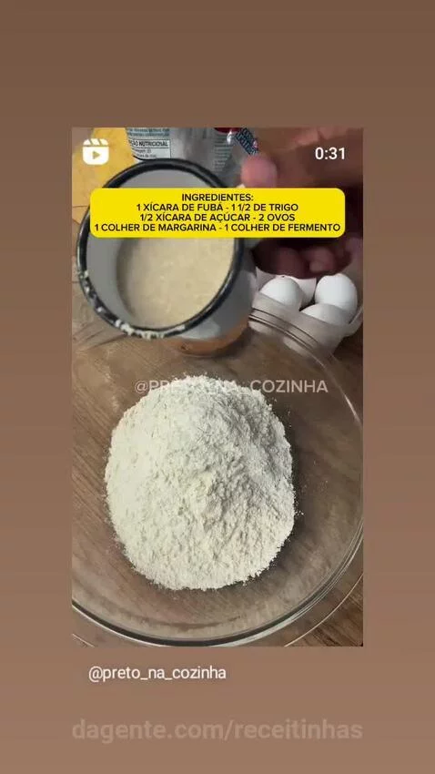 Broa 🥰 
#receitinhasdavivi by receitinhas
