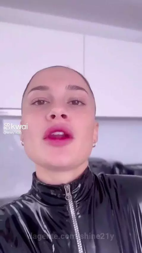 Video by shine21y