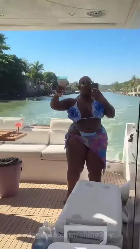 Video by shine21y