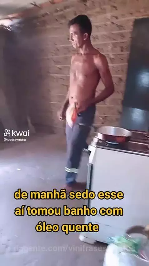 Coitado 😂 by vinifrasesestatus