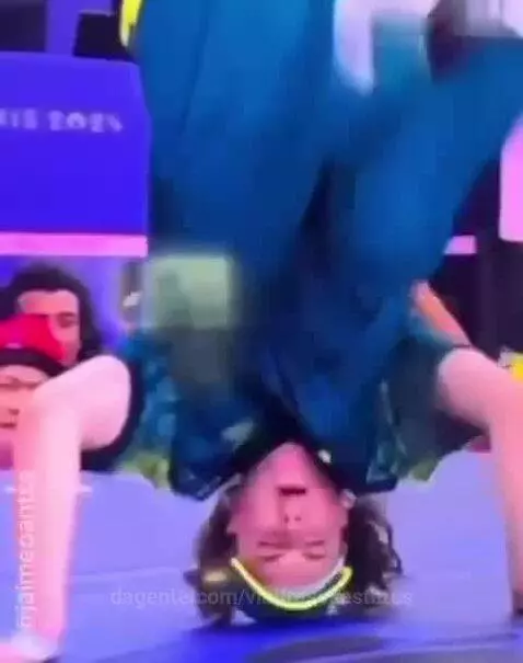Melhor ir pro cinema assistir o filme do Pelé 🤣🤣😅🤭 by vinifrasesestatus