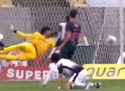 Quando a vida te der oportunidades faça como o Hugo Souza : ... by vinifrasesestatus