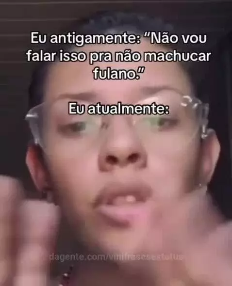 Falar um A ouve o abecedário inteiro... by vinifrasesestatus