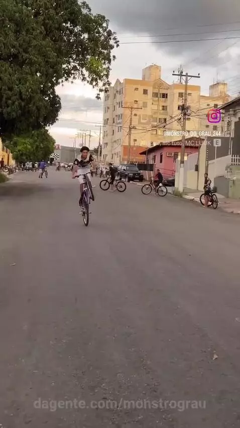 Prévia da publicação de monstrograu