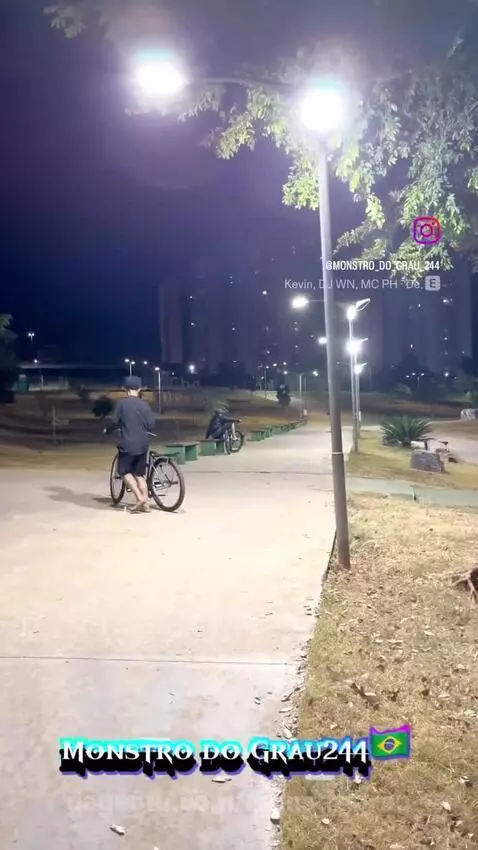 Prévia da publicação de monstrograu
