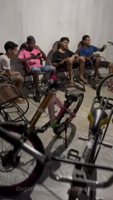Prévia da publicação de monstrograu