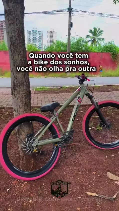Quando você tem bike….🔥 by monstrograu