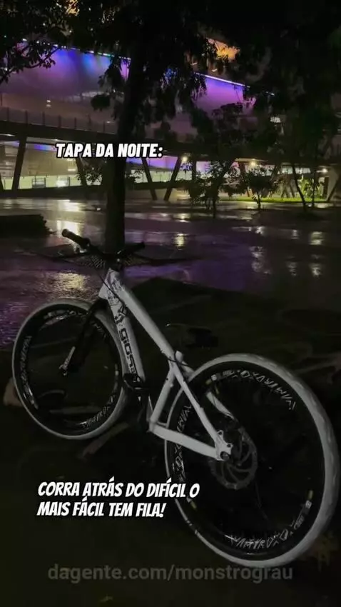 Tapa da noite.. by monstrograu