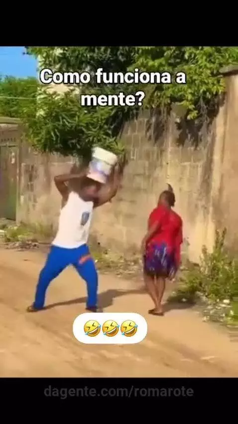 🤣😂🤣😂 by romarote