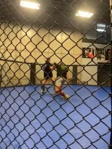 Campeão do Bellator Johnny EBLEN se preparando para a próxim... by pitbullatt83