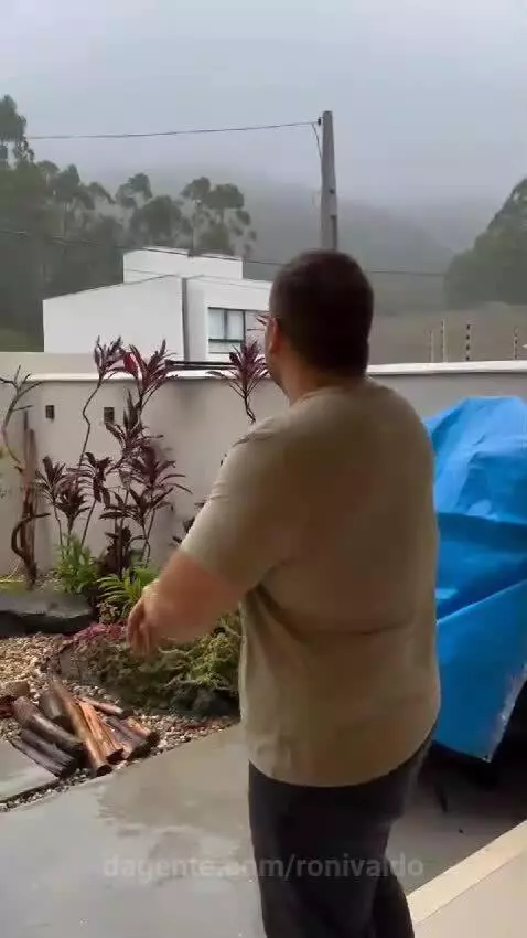 Prévia da publicação de ronivaldo
