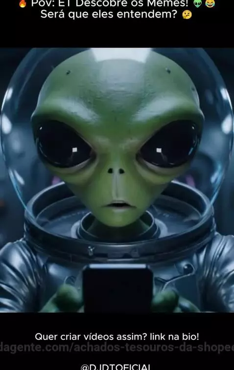 🔥 Pov: ET Descobre os Memes! 👽😂 Será que eles entendem? 🤔  ⁨... by achados-tesouros-da-shopee