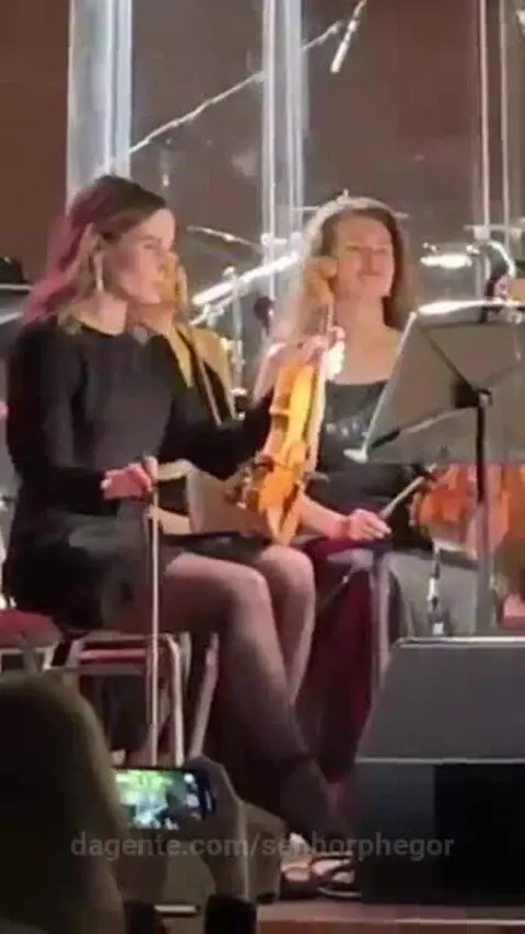 nem sempre precisa ser Vulgar para ser uma sensualidade Natu... by senhorphegor