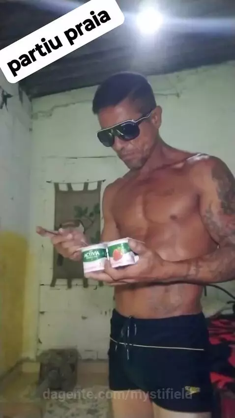 Prévia da publicação de mystifield